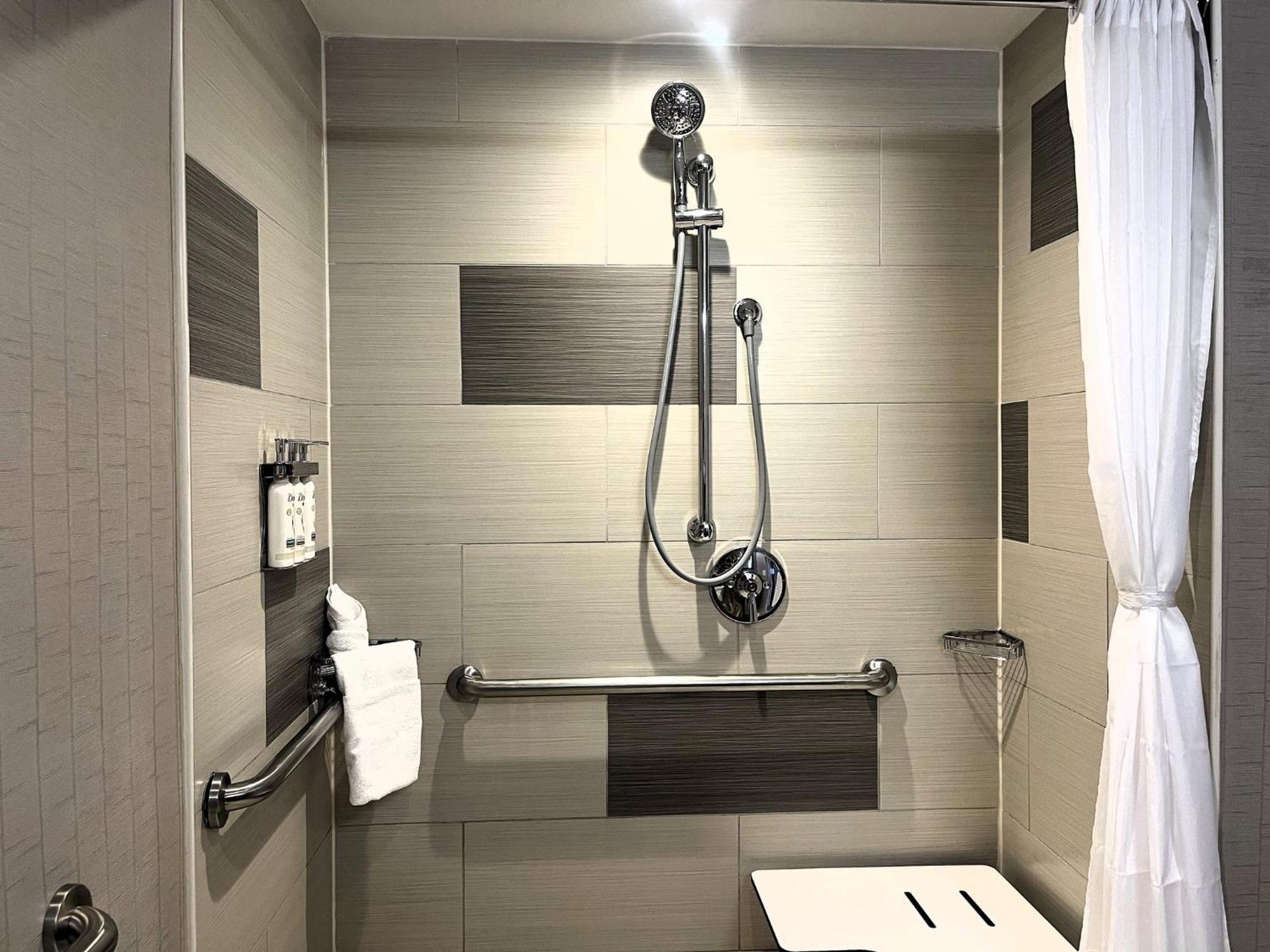 Holiday Inn New York City - Times Square By Ihg Exterior photo